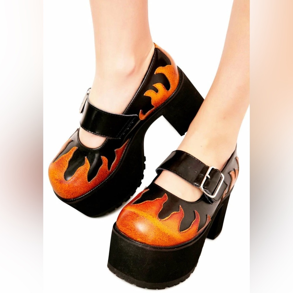 T.U.K. A8664L Ladies Shoe Platform Nosebleed Black Leather Fire Flame Block Heel